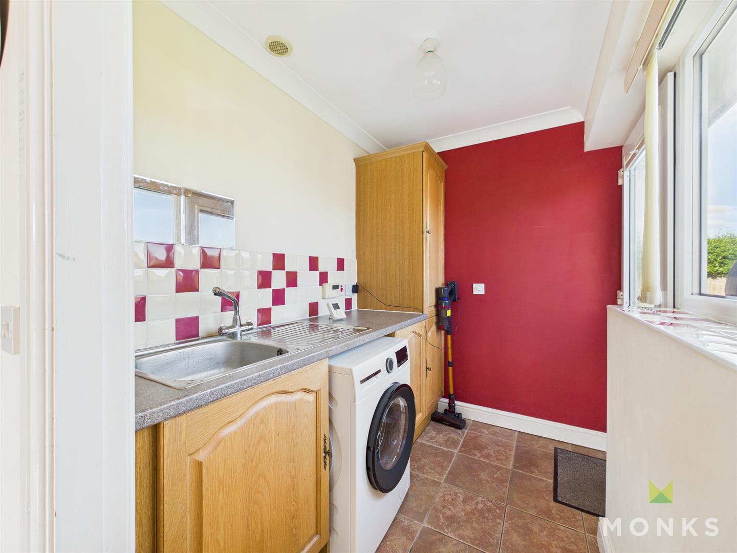 3 Celyn Close, Oswestry, SY10 7RB To Let 3 Celyn Close, Oswestry, SY10 7RB To Let